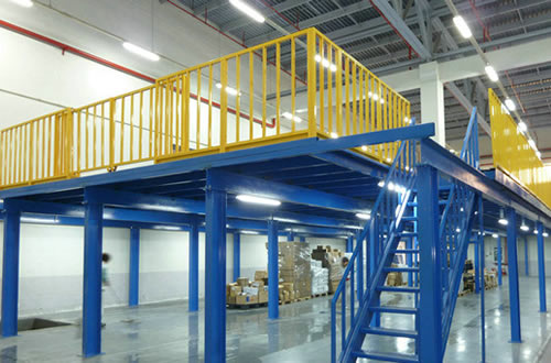 ��¥����